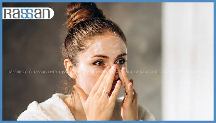 چطور در هوای آلوده از پوست خود مراقبت کنیم؟ 3 شستشو و پاکسازی عمیق پوست صورت با فوم شستشو برای از بین بردن آثار آلودگی هوا